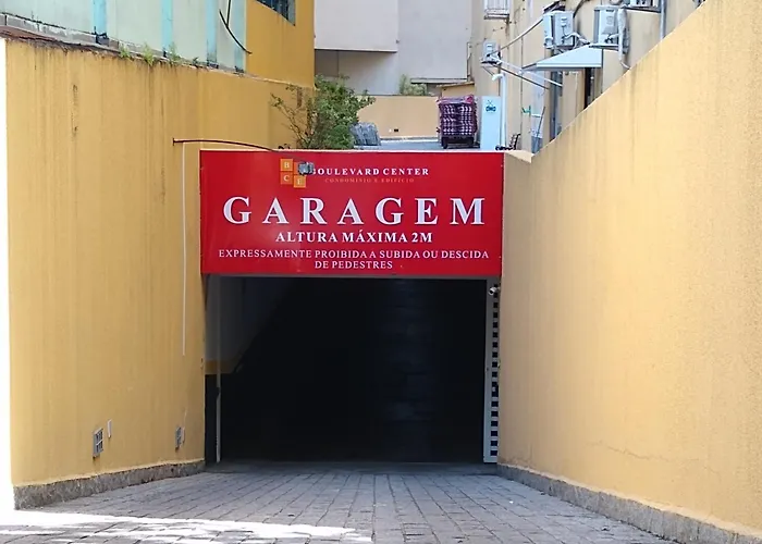 Flat Pitangueiras Boulevard Center - 1 Vaga Garagem - Ar Cond - Piscina E Sauna - Wi Fi Guarujá